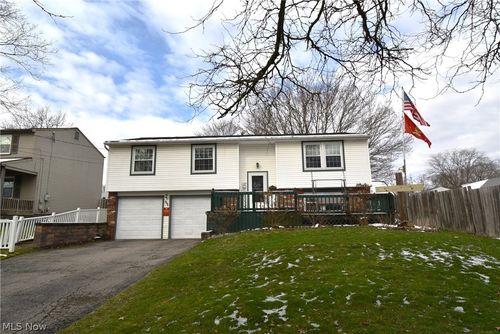 804 Texas Ave, Mc Donald, OH, 44437-1630 | Card Image