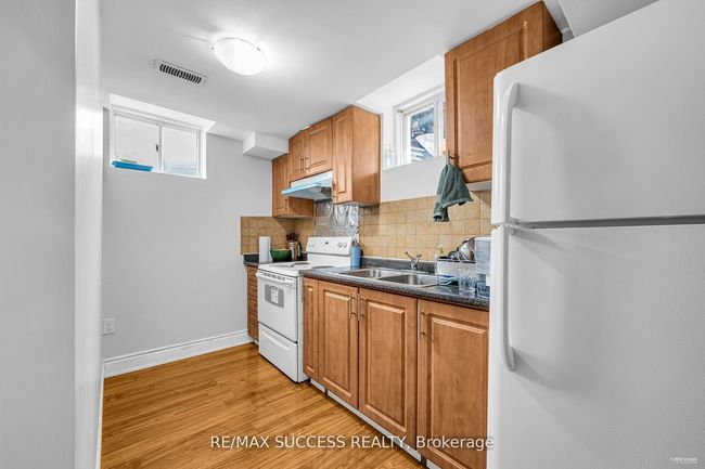 28 Herdwick St, House attached with 4 bedrooms, 4 bathrooms and 4 parking in Brampton ON | Image 41