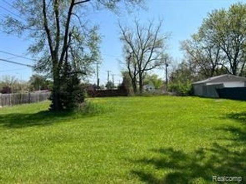 McGuire Mcguire St, Taylor, MI, 48180 | Card Image