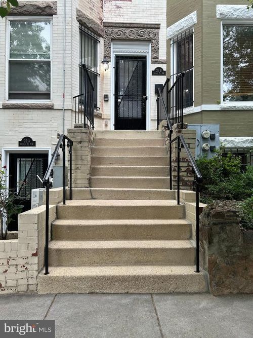 b-21 Quincy Pl Nw, WASHINGTON, DC, 20001-0906 | Card Image