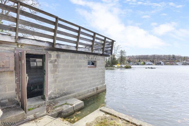 321 Squaw Trl, House other with 2 bedrooms, 1 bathrooms and null parking in Andover NJ | Image 15
