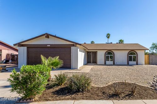 402 W El Prado Rd, Chandler, AZ, 85225-3436 | Card Image