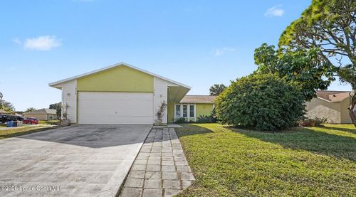 1820 Zaminder St Nw, Palm Bay, FL, 32907-8503 | Card Image