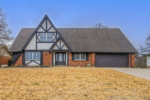 6848 59th St, Tulsa, OK, 74145-8212 | Card Image