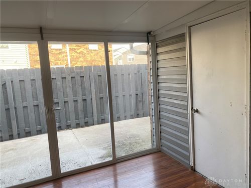 5551 Hummock Rd, Dayton, OH, 45426-1403 | Card Image