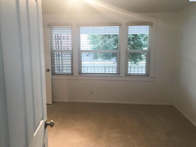 310 N Mill St, Home with 0 bedrooms, 0 bathrooms and null parking in Colfax WA | Image 17