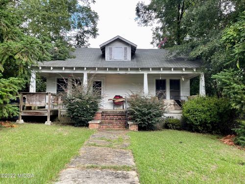 109 Hollingshed Ave Se, Milledgeville, GA, 31061-3999 | Card Image