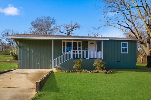 1126 S 2nd St, Stilwell, OK, 74960-4828 | Card Image