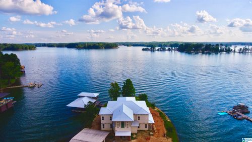 130 Willow Ln, Equality, AL, 36026-2705 | Card Image