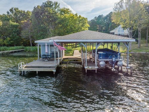 328 White Oak Ct, Boydton, VA, 23917-2444 | Card Image