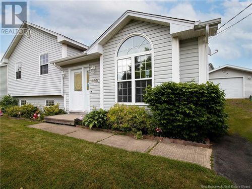 480 Fox Creek Rd, Dieppe, NB, E1A7M9 | Card Image