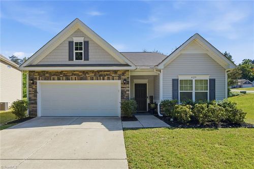 429 Oak Brook Dr, Salisbury, NC, 28146-6334 | Card Image