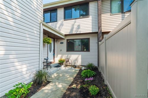 1502 Forest Edge Dr, East Amherst, NY, 14051-1208 | Card Image