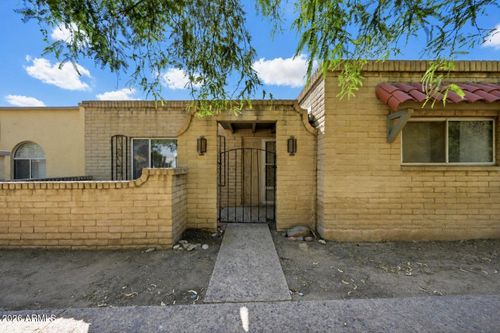 520 N Hobson Plaza, Mesa, AZ, 85203 | Card Image