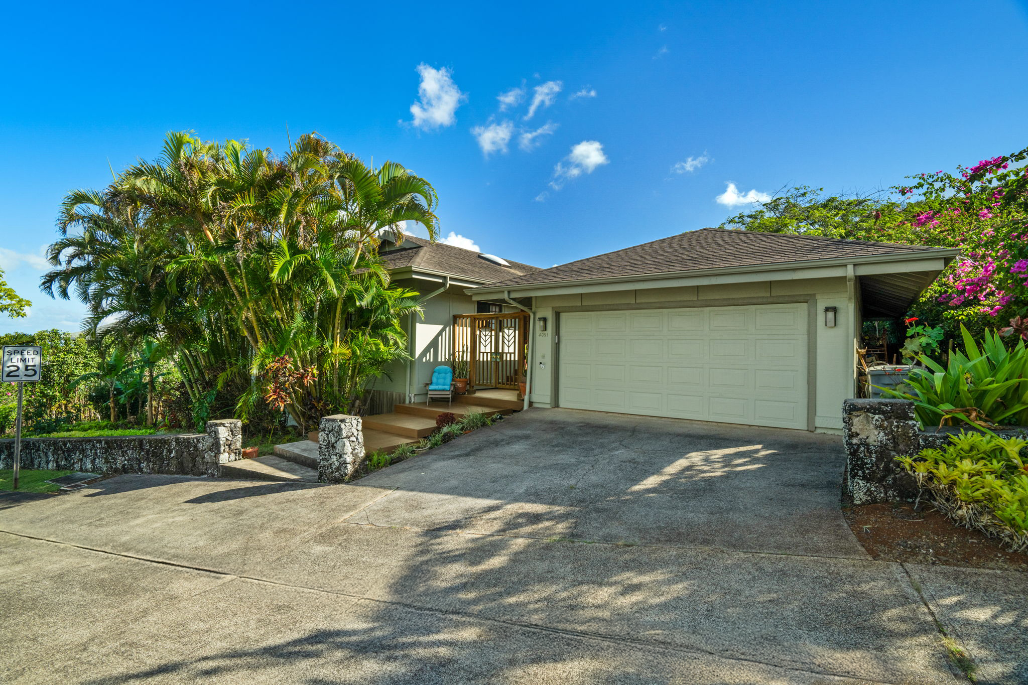 Pai St, Kalaheo, HI 96741