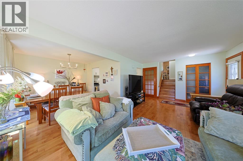 Residential in Sarnia 5