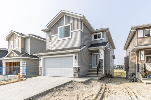 959 Corner Meadows Way Ne, Calgary, AB, T3N1X8 | Card Image
