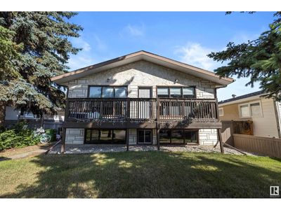 10110 98 Ave, Home with 5 bedrooms, 3 bathrooms and null parking in Morinville AB | Image 1