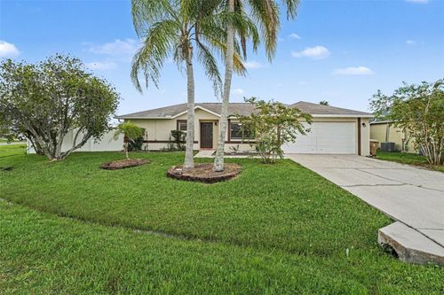 32 York Ct, KISSIMMEE, FL, 34758-4115 | Card Image