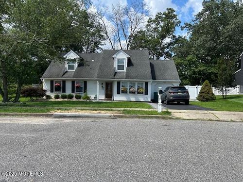 31 Alden Ter, Howell, NJ, 07731-1569 | Card Image