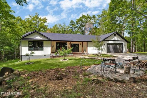 399 Georgee Rd, Jamestown, TN, 38556-5258 | Card Image