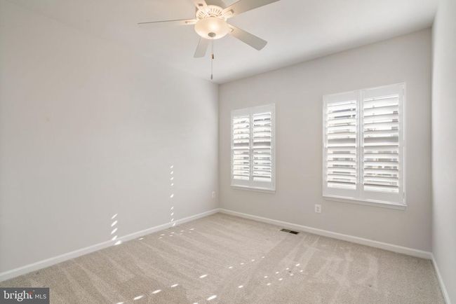 9520 Barnes Loop, Townhouse with 3 bedrooms, 4 bathrooms and null parking in MANASSAS VA | Image 24