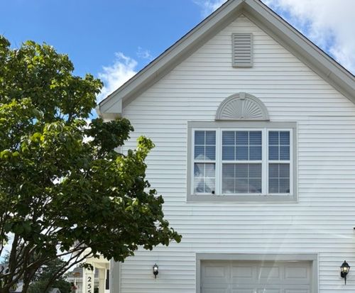 2552 Dickens Dr, Aurora, IL, 60503-5761 | Card Image