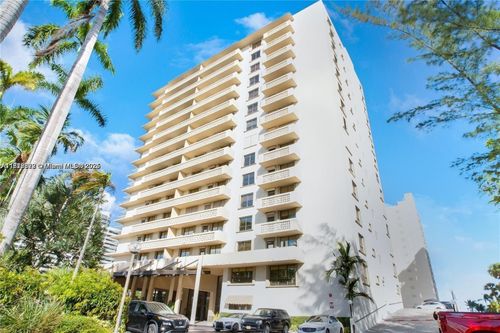 apt-915-10185 Collins Ave, Bal Harbour, FL, 33154-1632 | Card Image