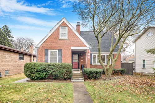 737 Brown Avenue, Evanston, IL, 60202 | Card Image