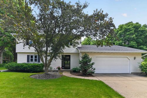 5651 Byrneland Street, Fitchburg, WI, 53711 | Card Image