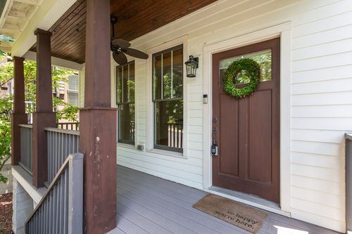 609 Chesterfield Way, Nashville, TN, 37212-4004 | Card Image