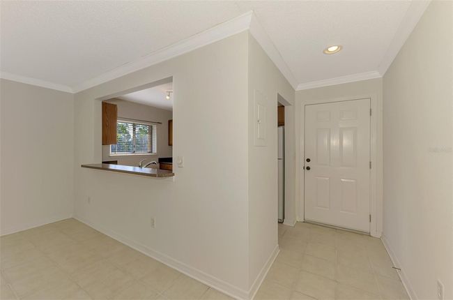 UNIT-607 - 1753 Parakeet Way, Condo with 2 bedrooms, 2 bathrooms and null parking in SARASOTA FL | Image 4
