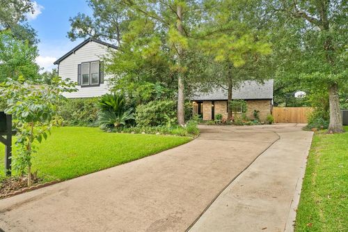 4018 Shady Springs Drive, Seabrook, TX, 77586 | Card Image