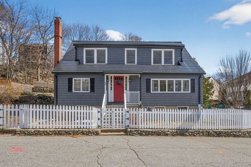 29 Fellsview Ave, Medford, MA, 02155-1855 | Card Image