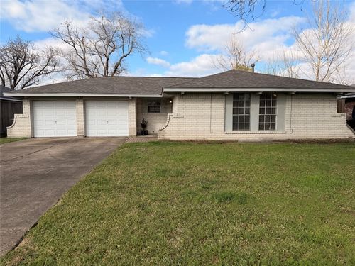 7618 Garsee Dr, Houston, TX, 77040-4509 | Card Image