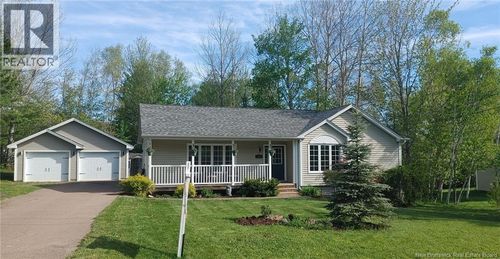 16 Woodworth St, Lower Coverdale, NB, E1J1L3 | Card Image