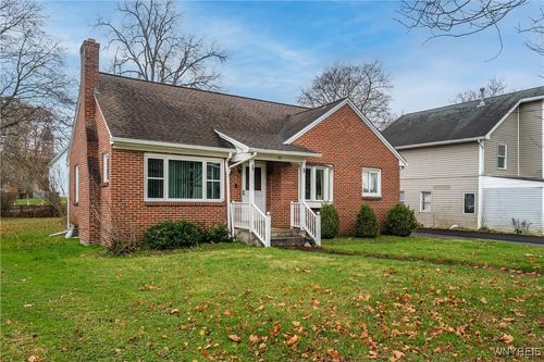 33 Aldrich St, Gowanda, NY, 14070-1102 | Card Image