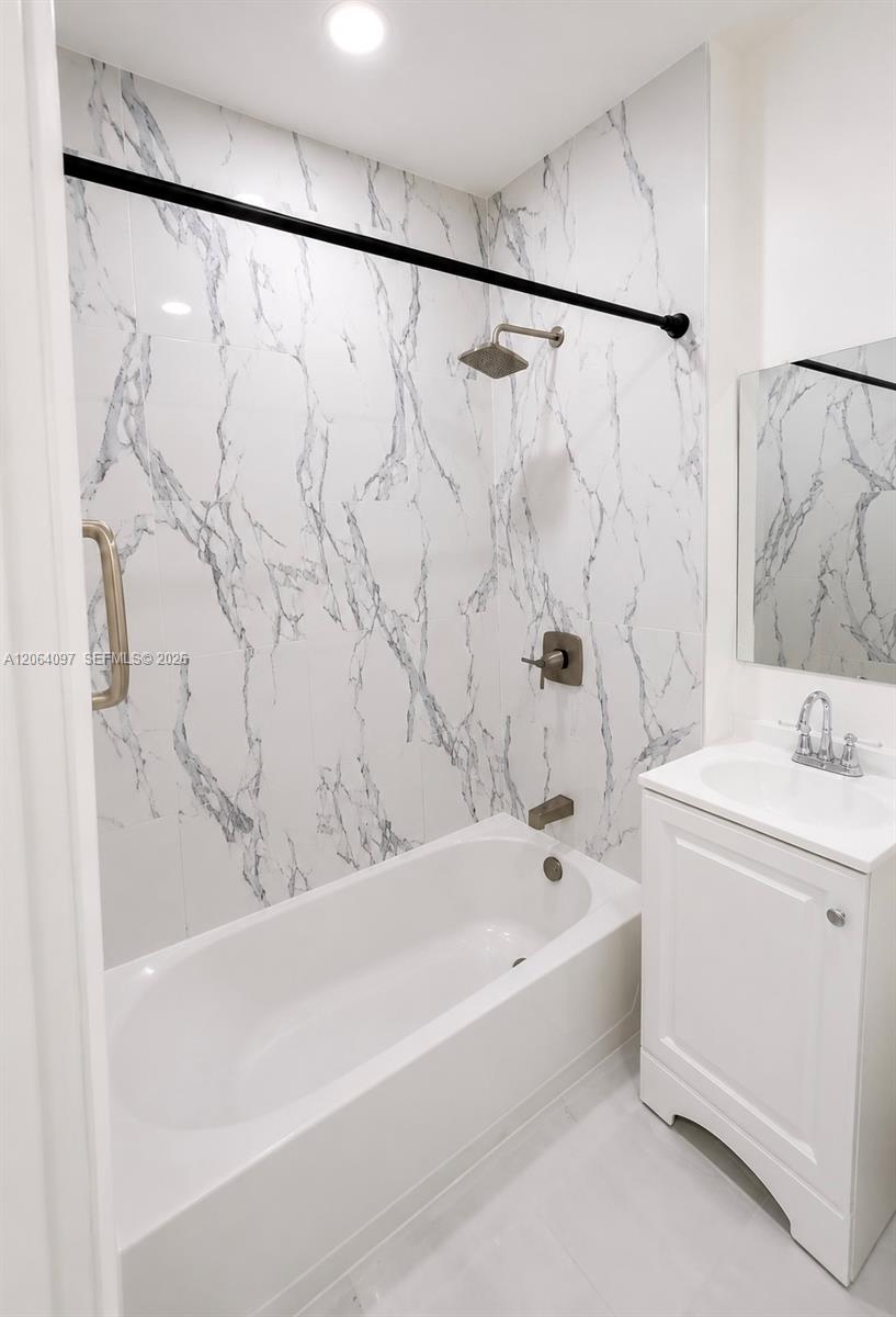 Residential Lease in Miami 2
