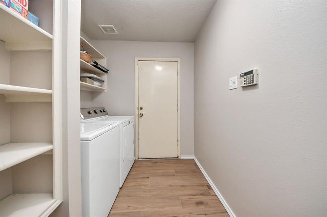 4516 Teal Glen St, House other with 3 bedrooms, 2 bathrooms and null parking in Pearland TX | Image 13