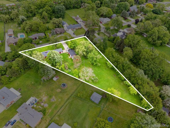 36195 Farmbrook Dr-32.jpg | Image 28