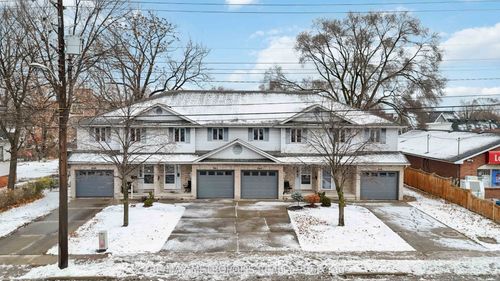 260-266 London Rd, Sarnia, ON, N7T4V8 | Card Image