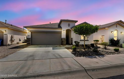 3882 Santa Alexandra Rd, Las Cruces, NM, 88012-7641 | Card Image
