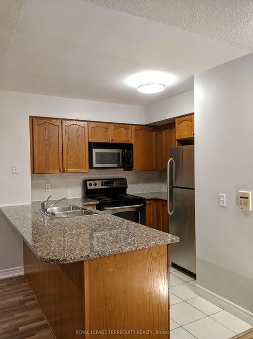 3708-30 Grand Trunk Cres, Toronto, ON, M5J3A4 | Card Image