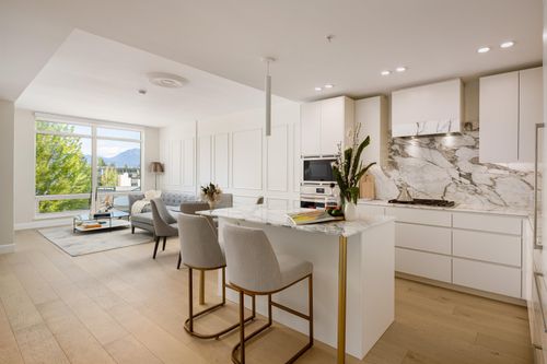 309-3668 W 10th Ave, Vancouver, BC, V6R0G4 | Card Image