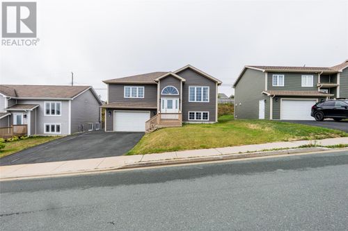 11 Mountaineer Dr, Paradise, NL, A1L0T7 | Card Image