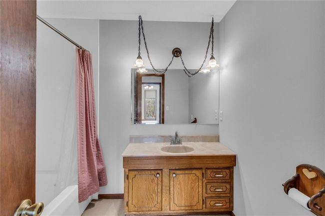 Hall bath | Image 16