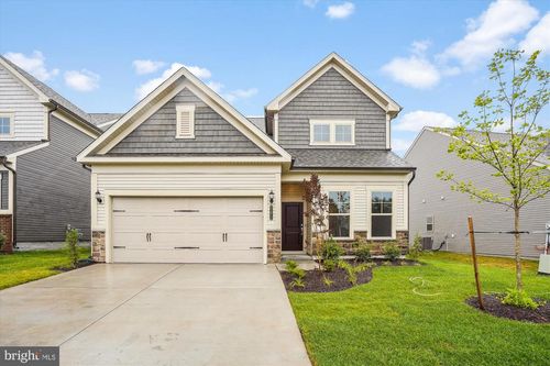 21812 Hawksbill High Cir, STERLING, VA, 20164-9343 | Card Image
