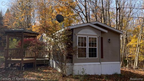 6705 N 45 1/2 Rd, Manton, MI, 49663-9623 | Card Image