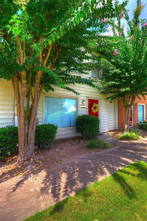213 High Creek Dr, Roswell, GA, 30076-2071 | Card Image