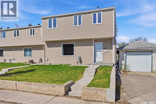 4174 Castle Rd, Regina, SK, S4S6A4 | Card Image